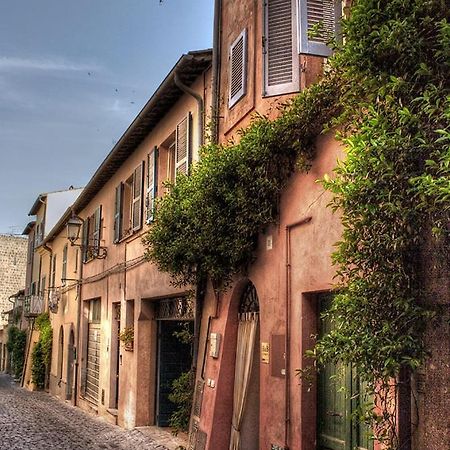 La Torretta Bed and Breakfast Tuscania Exteriör bild