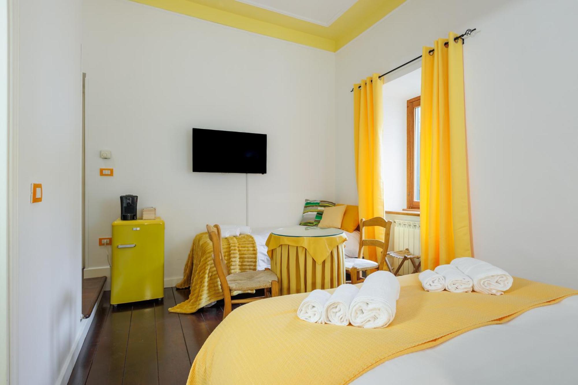 La Torretta Bed and Breakfast Tuscania Exteriör bild