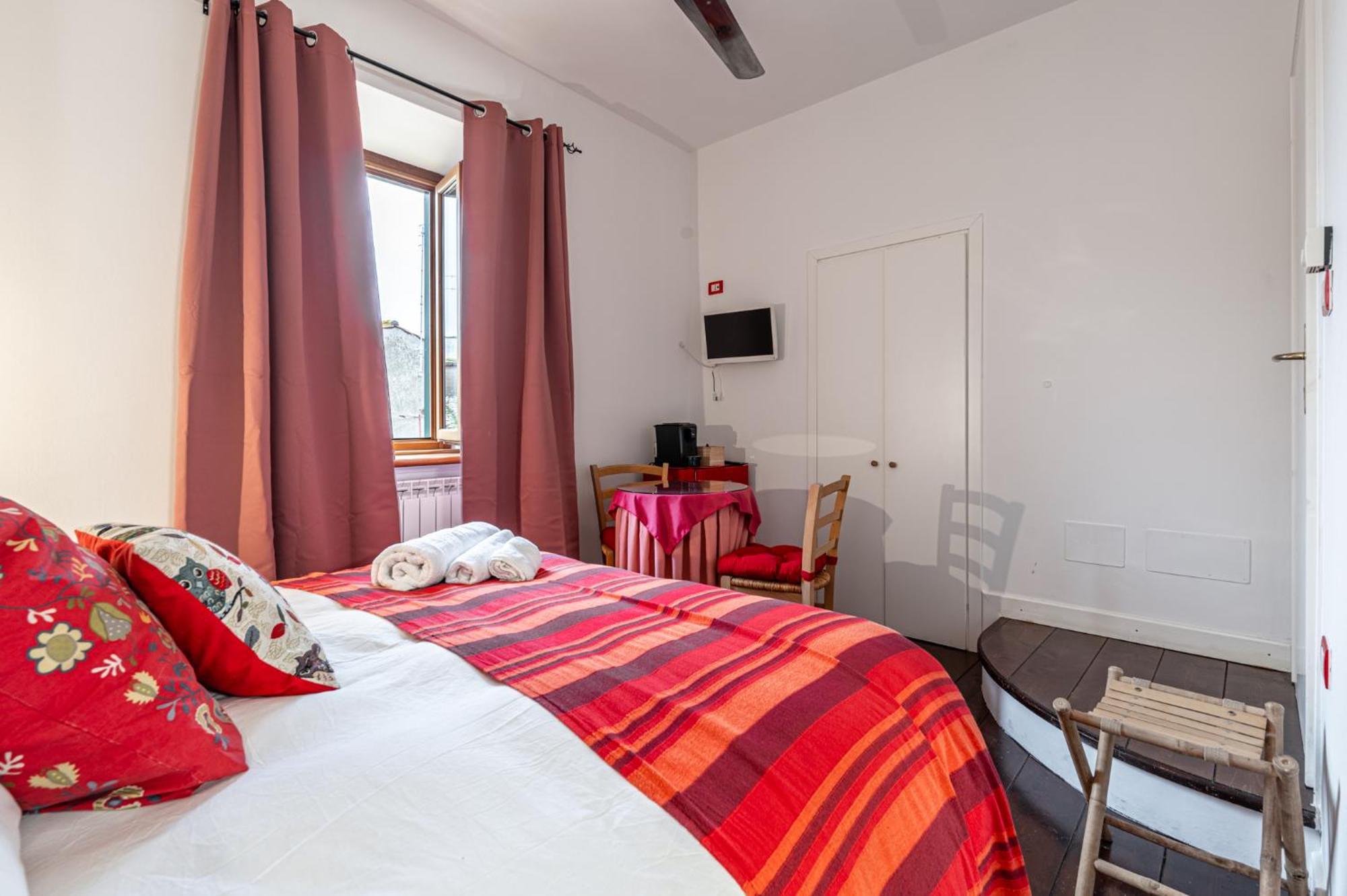La Torretta Bed and Breakfast Tuscania Exteriör bild